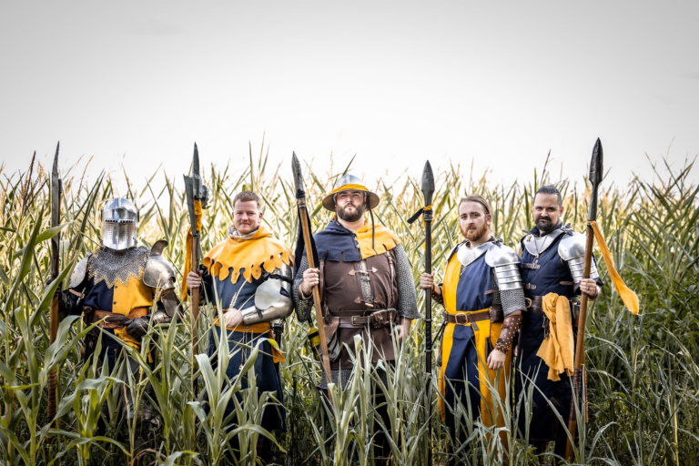 Community Showcase – The Crownlands